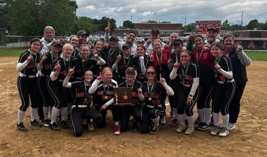 Softball District Champs